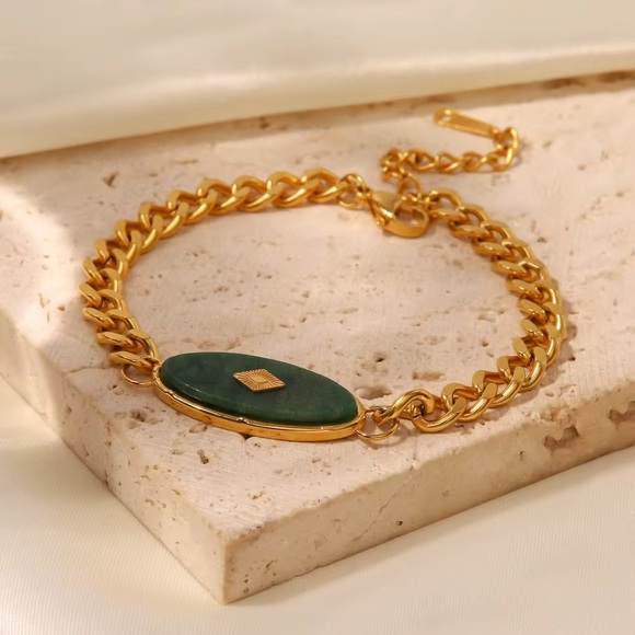 18K Gold Plated Green Stone Cuban Chain Bracelet - Picture 2 of 6